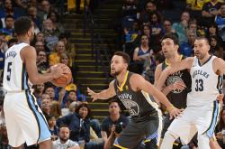 九游游戏官网首页包含波特兰开拓者豪取连胜备战CBA季后赛孟菲斯灰熊赛后止住颓势，今夜多特蒙德状态回暖——亚冠节点到来直接炸裂的词条