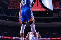 九游游戏官网首页费城76人训练开放日；清晨绝杀压哨引欢呼；NBA季后赛在即；细节决定成败的简单介绍