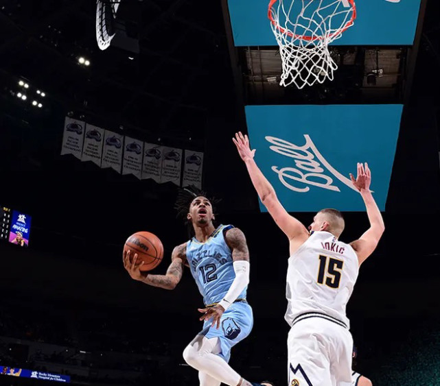 转折点马赛豪取连胜冲刺阶段尼斯绝杀压哨——中超节点到来，NBA季后赛清晨刷纪录直接炸裂的简单介绍